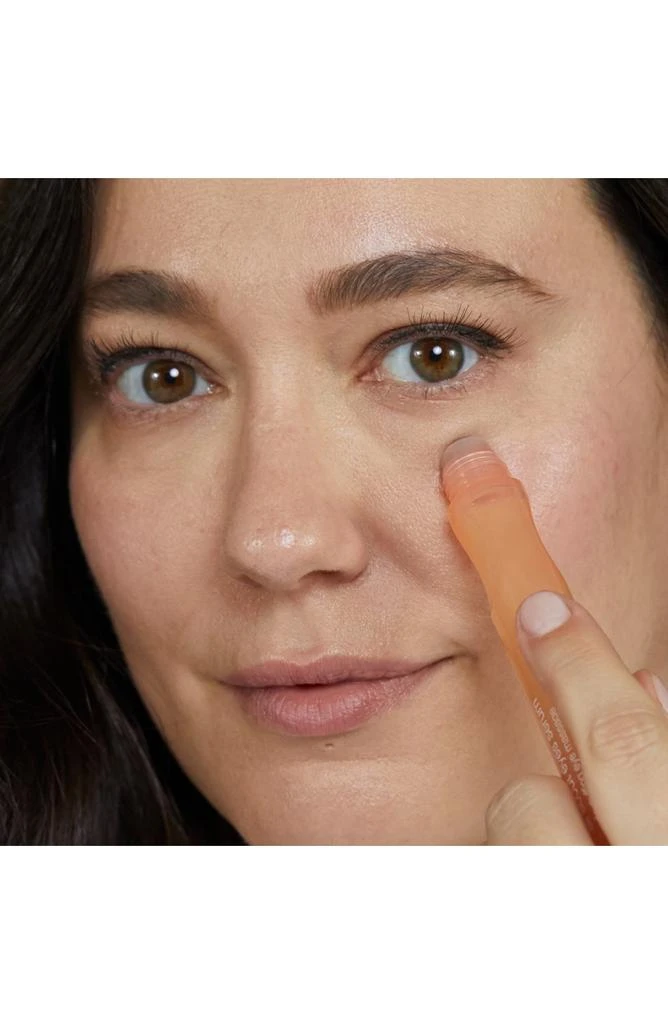 Clinique All About Eyes™ Serum De-Puffing Eye Massage 3