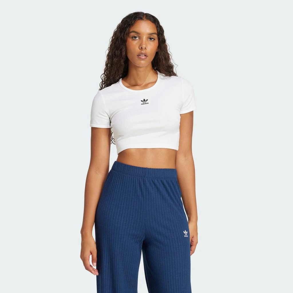 Adidas Women
s  Essentials Ribbed Tee