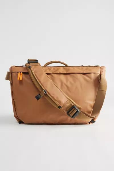 The North Face The North Face Base Camp Voyager Messenger Bag