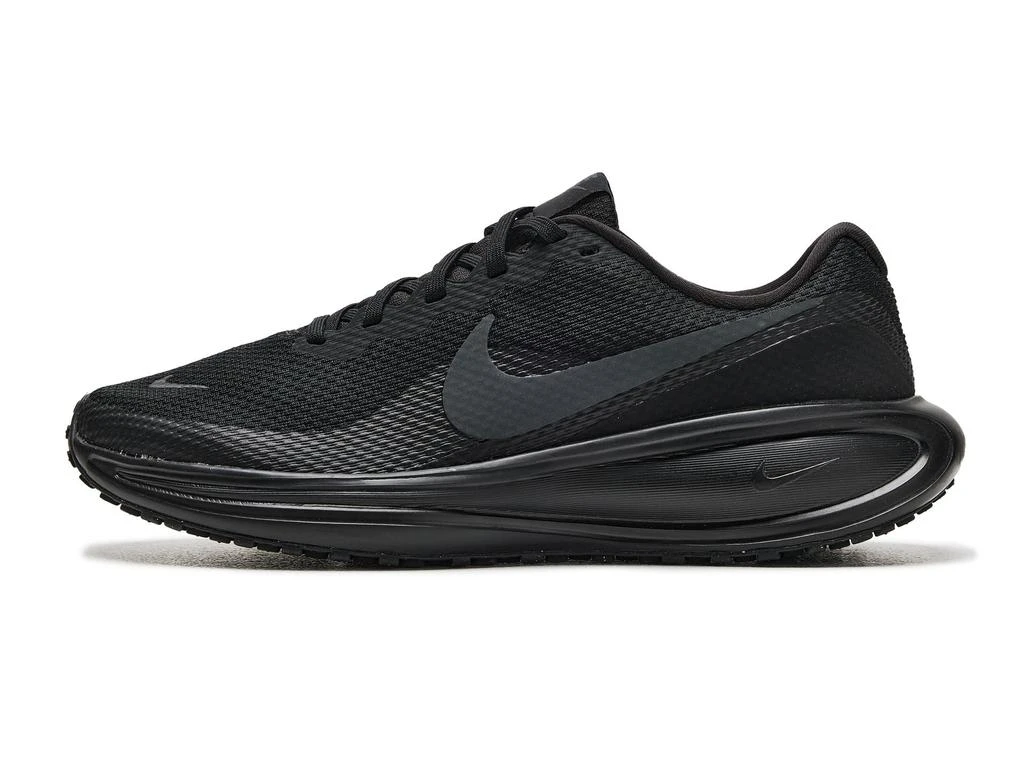NIKE Revolution 8 4
