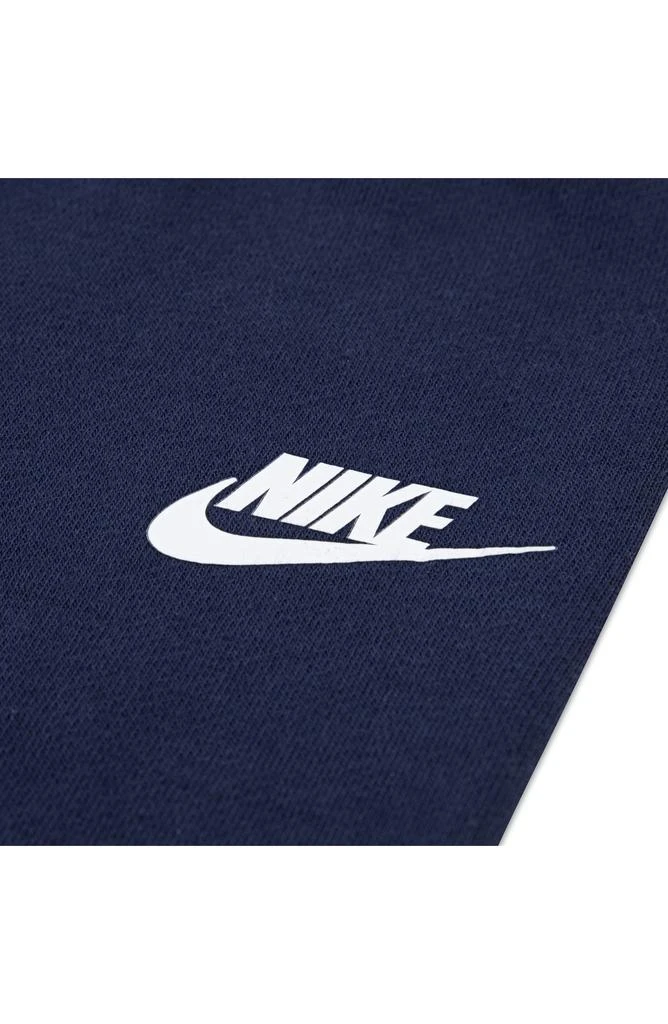 NIKE Sportswear Graphic T-Shirt, Fleece Hoodie 
Pants Set 4