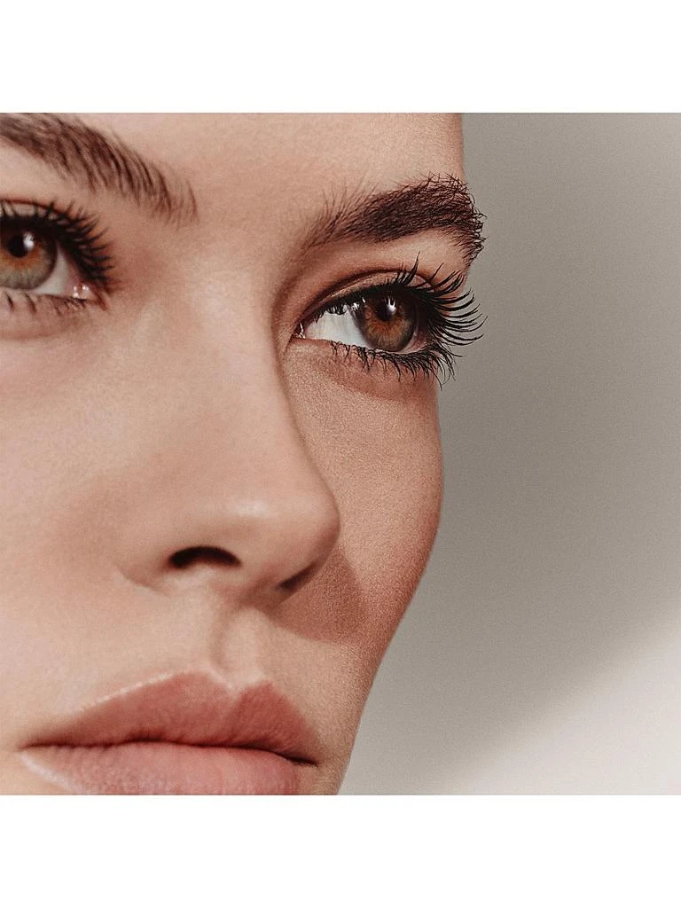 Hermes Trait d
Hermès Revitalizing Care Mascara 4