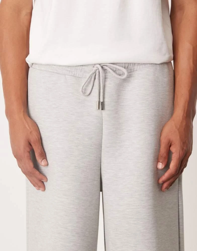 ASOS ASOS DESIGN super wide leg scuba-style fabric jogger in grey marl 4