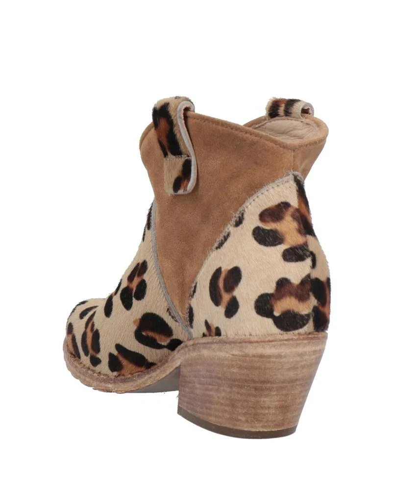 1725.A Ankle boot 3