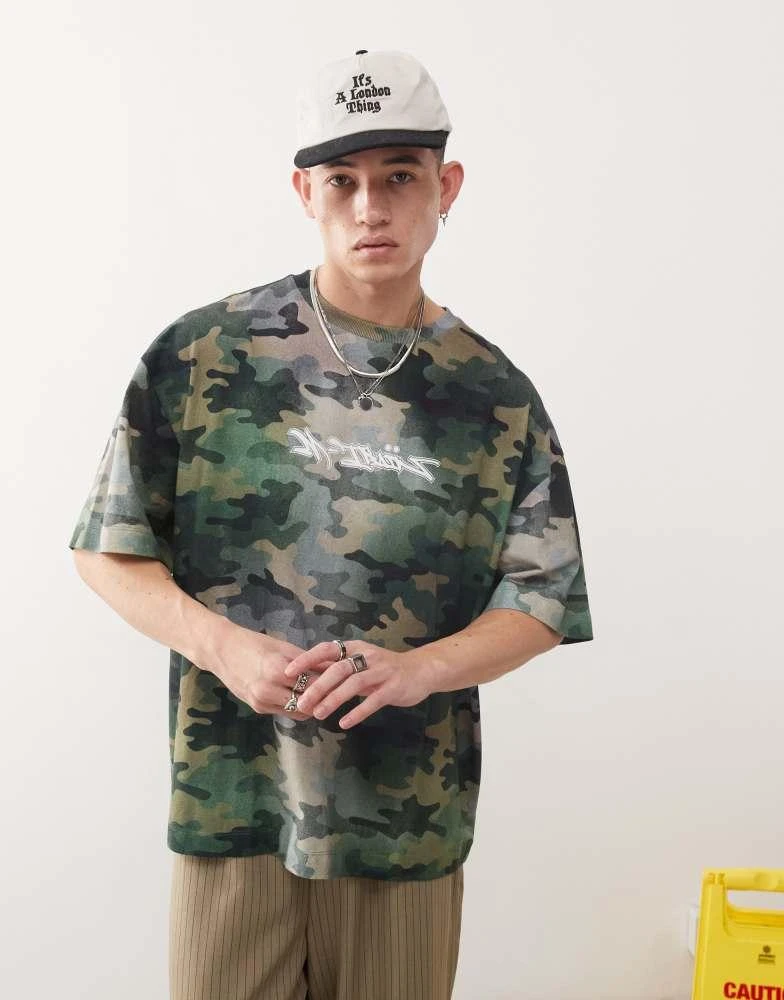 COLLUSION COLLUSION relaxed graffiti graphic t-shirt in camo print 2