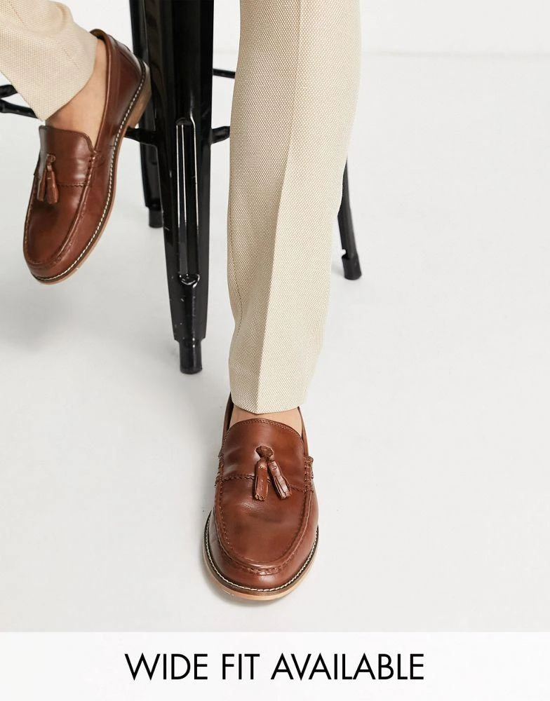 ASOS ASOS DESIGN tassel loafers in tan leather with natural sole 1