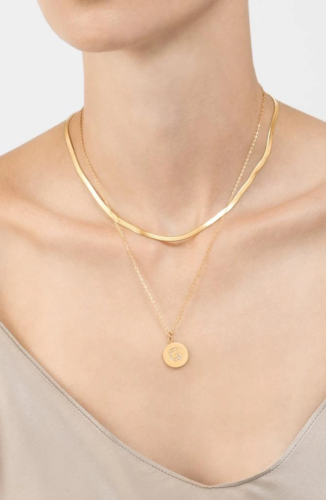 Adornia Initial Circle Disc Necklace gold 2