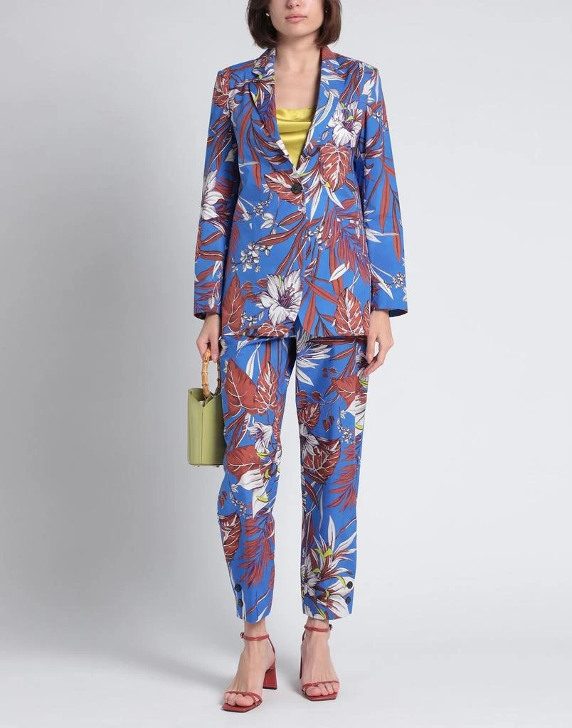 SHIRTAPORTER Suit 2