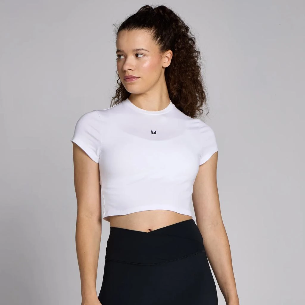 Myprotein MP Women's Basics Body Fit Short Sleeve Crop T 1