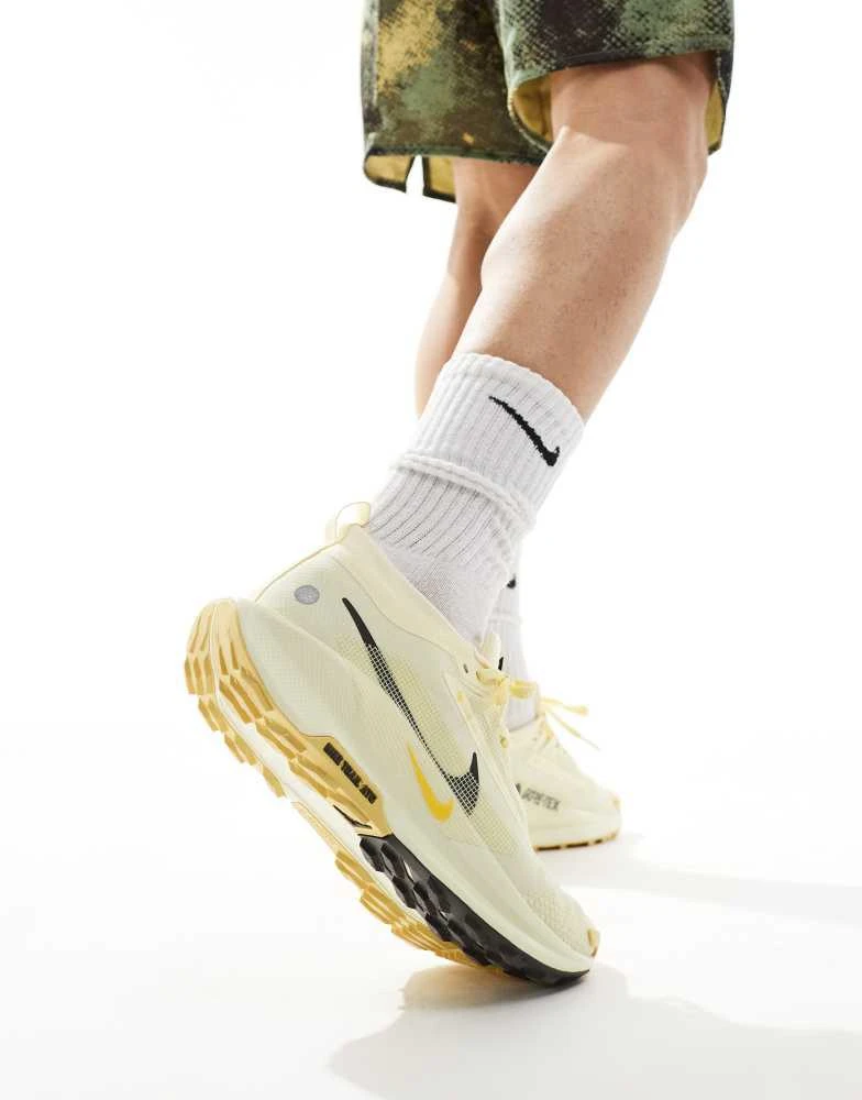 NIKE Nike Running Reactx Pegasus Trail 5 Gore-TEX trainers in yellow 4