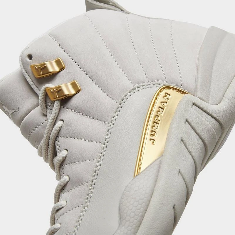 Jordan Women's Air Jordan 12 Retro Casual Shoes 3