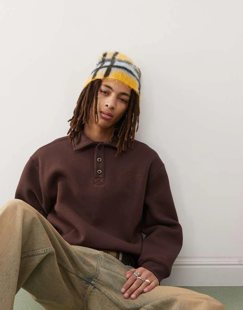 Reclaimed Vintage Reclaimed Vintage rugby sweatshirt with embroidery in chocolate 1