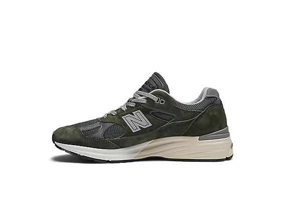 【関税&送料込】New Balance Made In Uk 991V2 Sneakers In Bla New Balance Made in UK 991v2 - Sneakers - Compare Prices