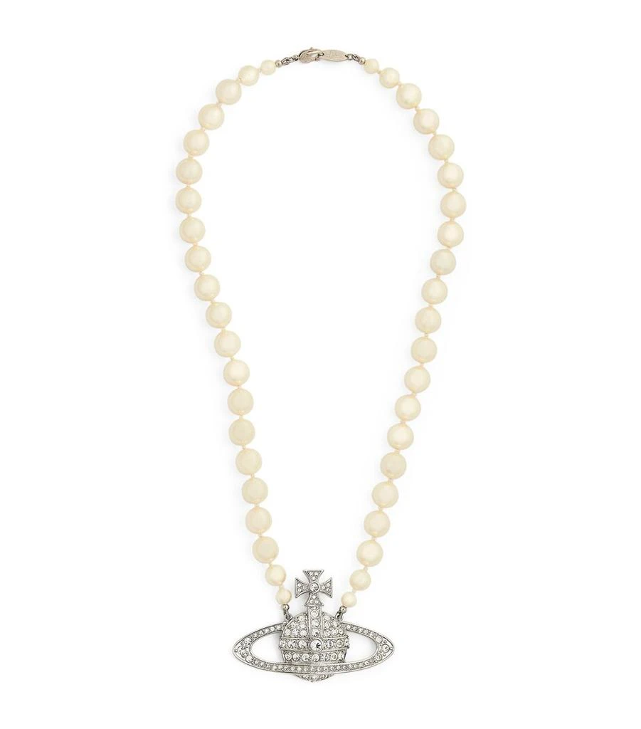 Vivienne Westwood Pearl Bas Relief Necklace 1