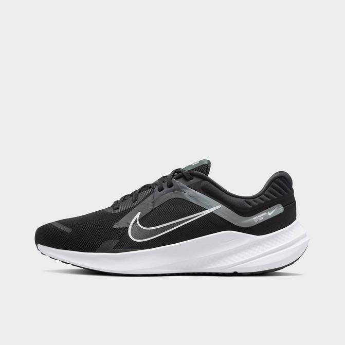 NIKE Men's Nike Quest 5 Road Running Shoes