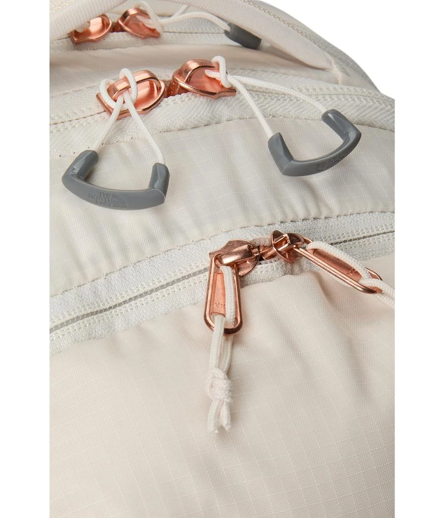 The North Face Women's Surge Luxe 4