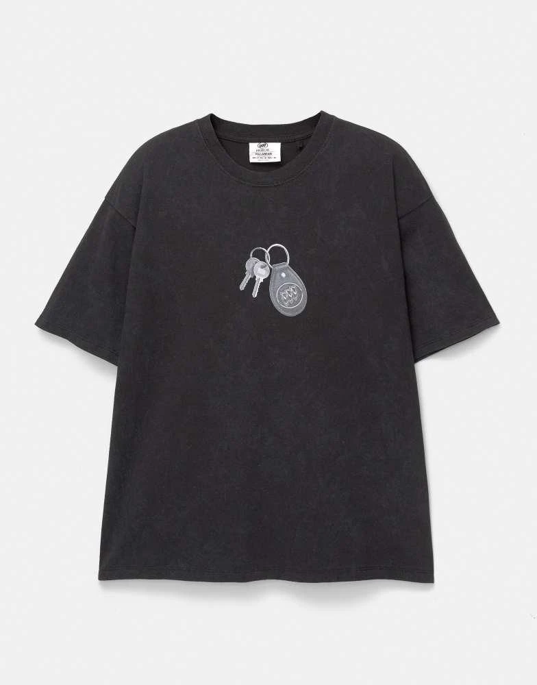 Pull&Bear Pull&Bear GNX key t-shirt in black 2