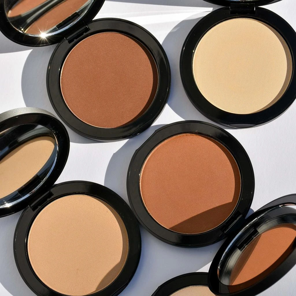 Glo Skin Beauty Glo Skin Beauty Pressed Base Powder Foundation 5