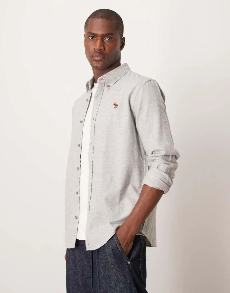 Abercrombie & Fitch Abercrombie & Fitch herringbone shirt with icon logo in grey 1