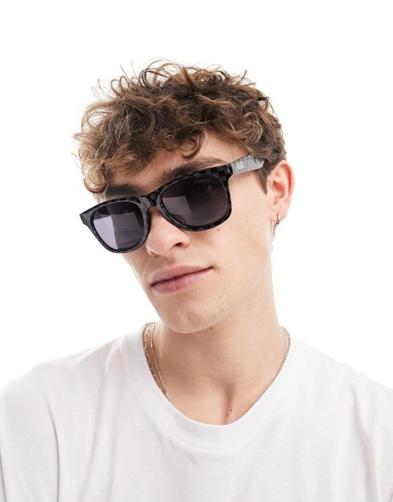 Vans Vans spicoli checkerboard shades in black and dark grey 1