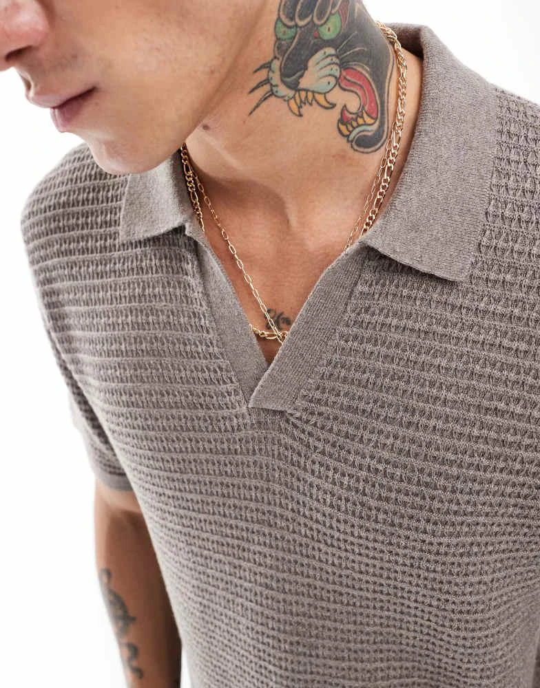 Abercrombie & Fitch Abercrombie & Fitch textured knitted polo in brown 2