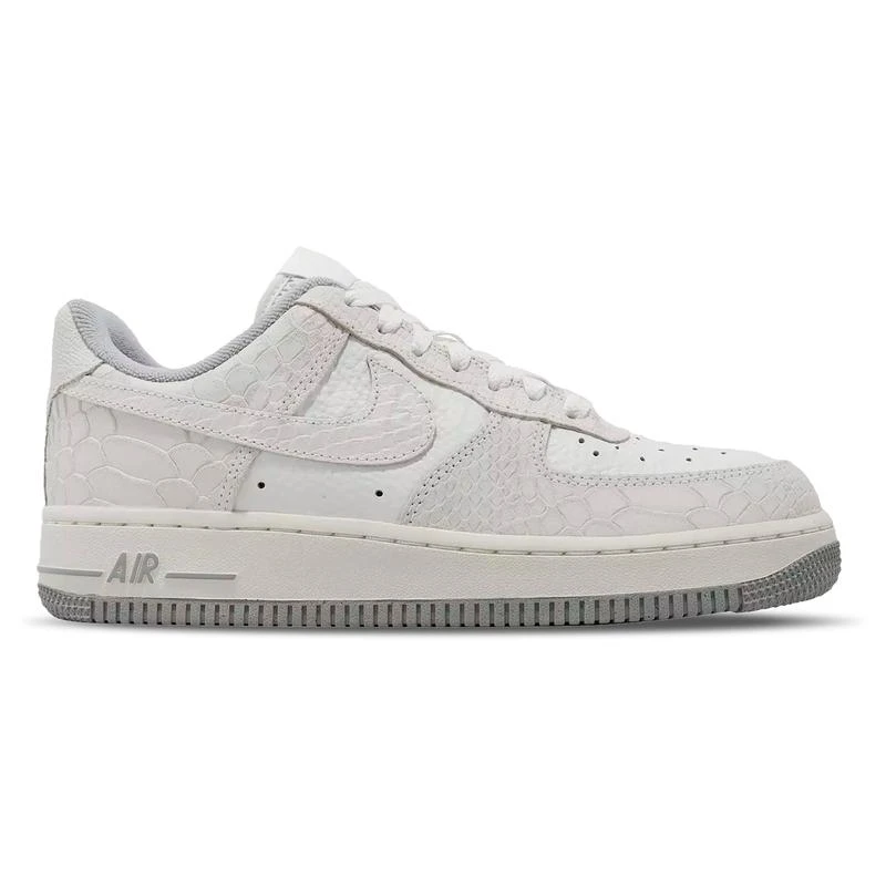 Nike Air Force '07 Low Women's – On Sale Now with Up to 33