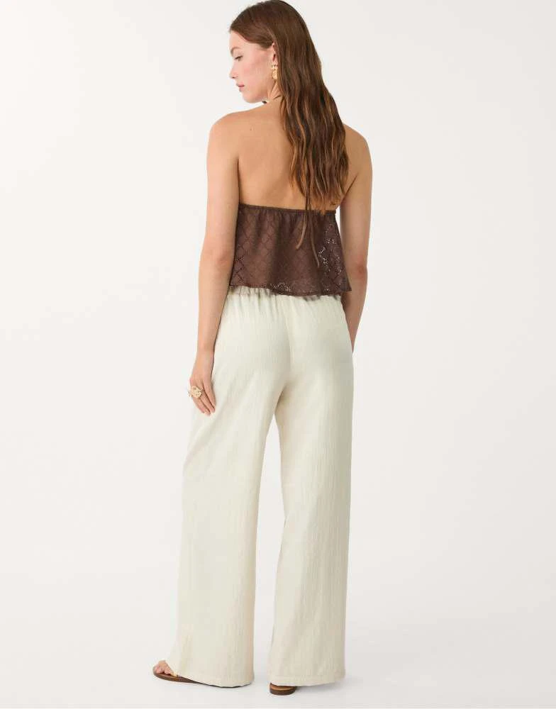 Stradivarius Stradivarius textured drawstring trousers in vanilla 3