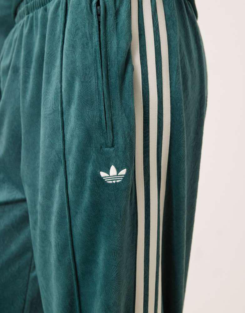 Adidas adidas Originals Adidas originals x liberty london debossed