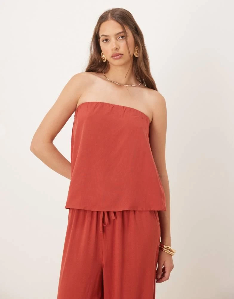 ASOS ASOS DESIGN linen blend trapeze bandeau top in brick red 1