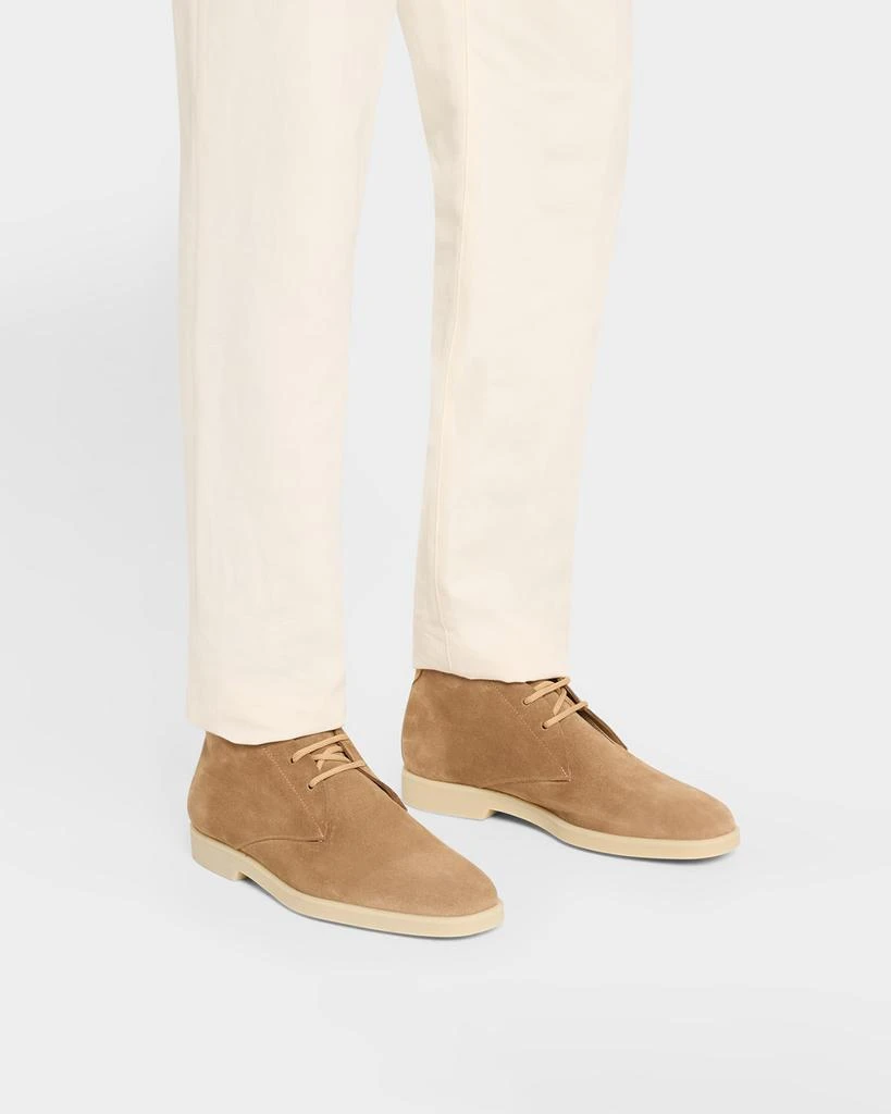 Stuart Weitzman Men's Austin Suede Chukka Boots 2