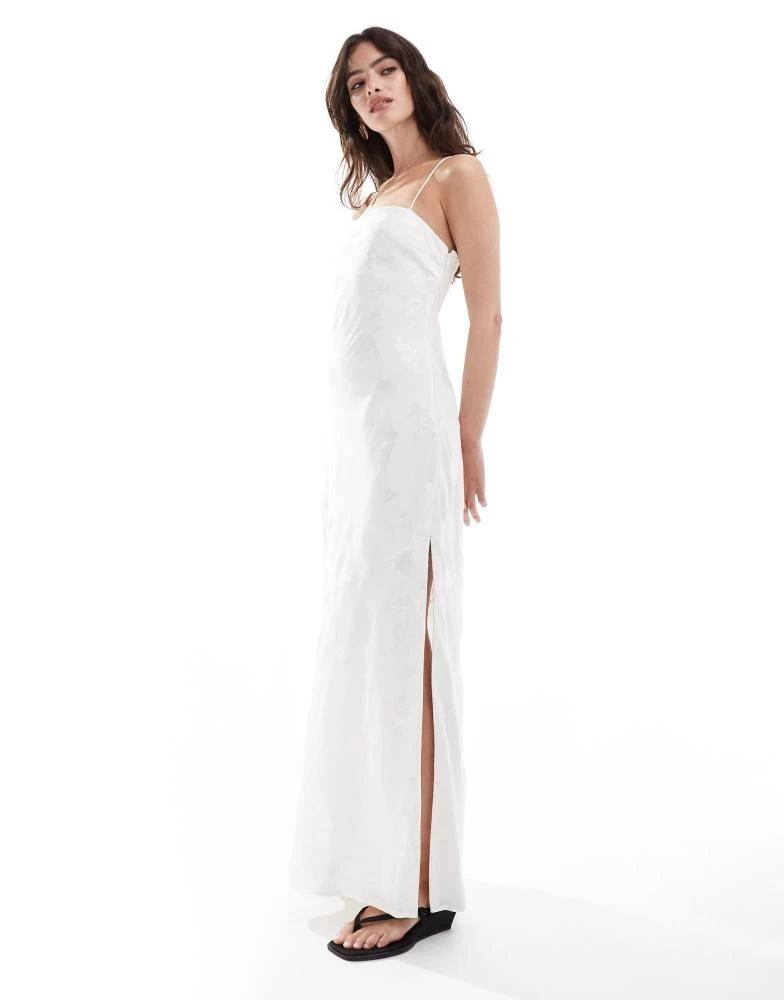Abercrombie & Fitch Abercrombie & Fitch satin maxi dress with jaquard print in white 3