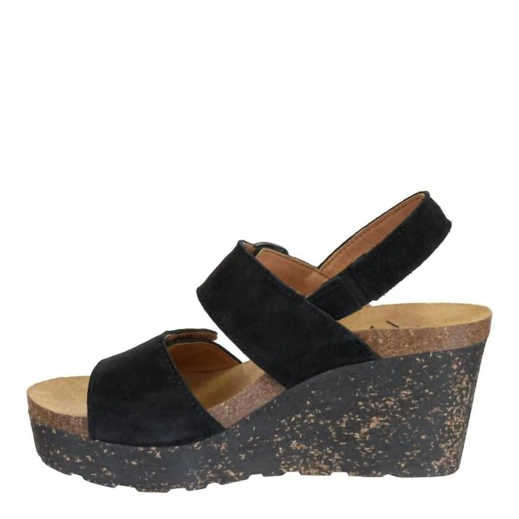 OTBT Peasant Wedge Sandals In Black 2