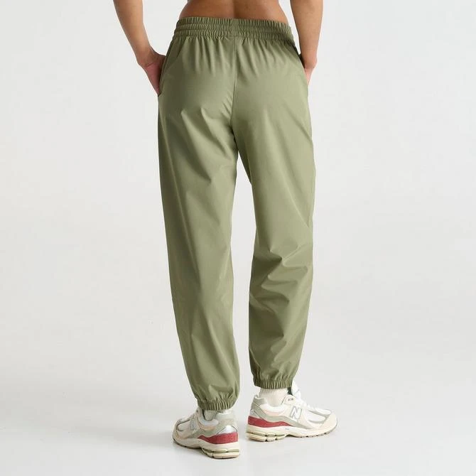 New Balance Women's New Balance Athletics Stretch Woven Jogger Pants 4
