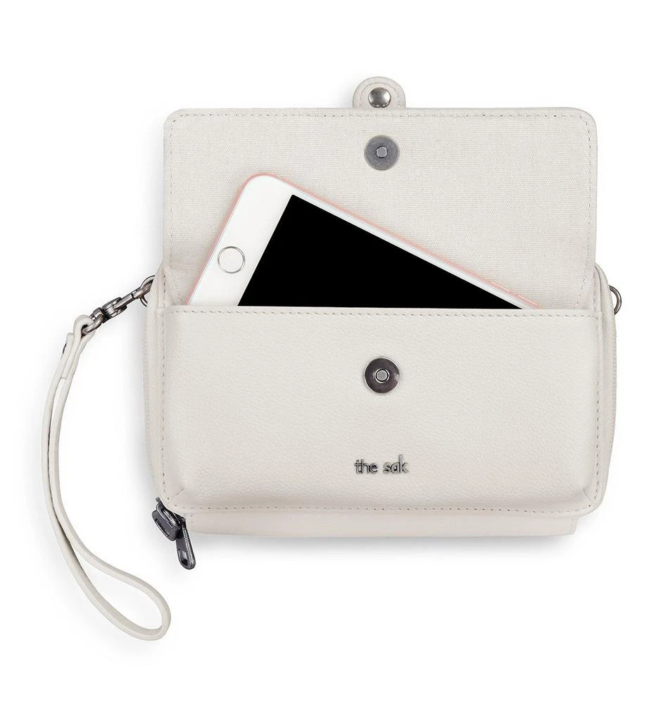 The Sak Sequoia Extra Large Smartphone Crossbody 3