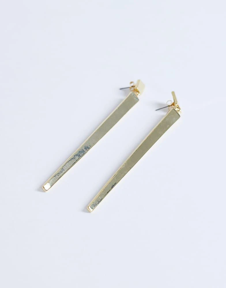 Topshop Topshop Cora asymmetric drop stud earring in gold tone