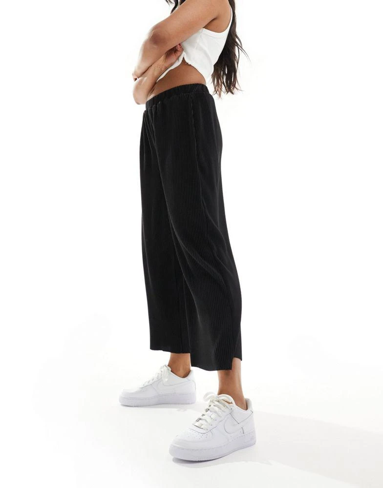 ASOS ASOS DESIGN plisse wide trouser culottes in black 5