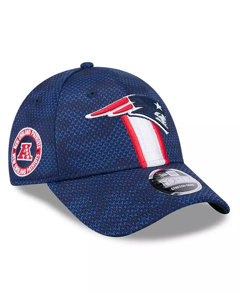 New Era Men's Navy New England Patriots 2024 Sideline 9FORTY Stretch-Snap Hat 1