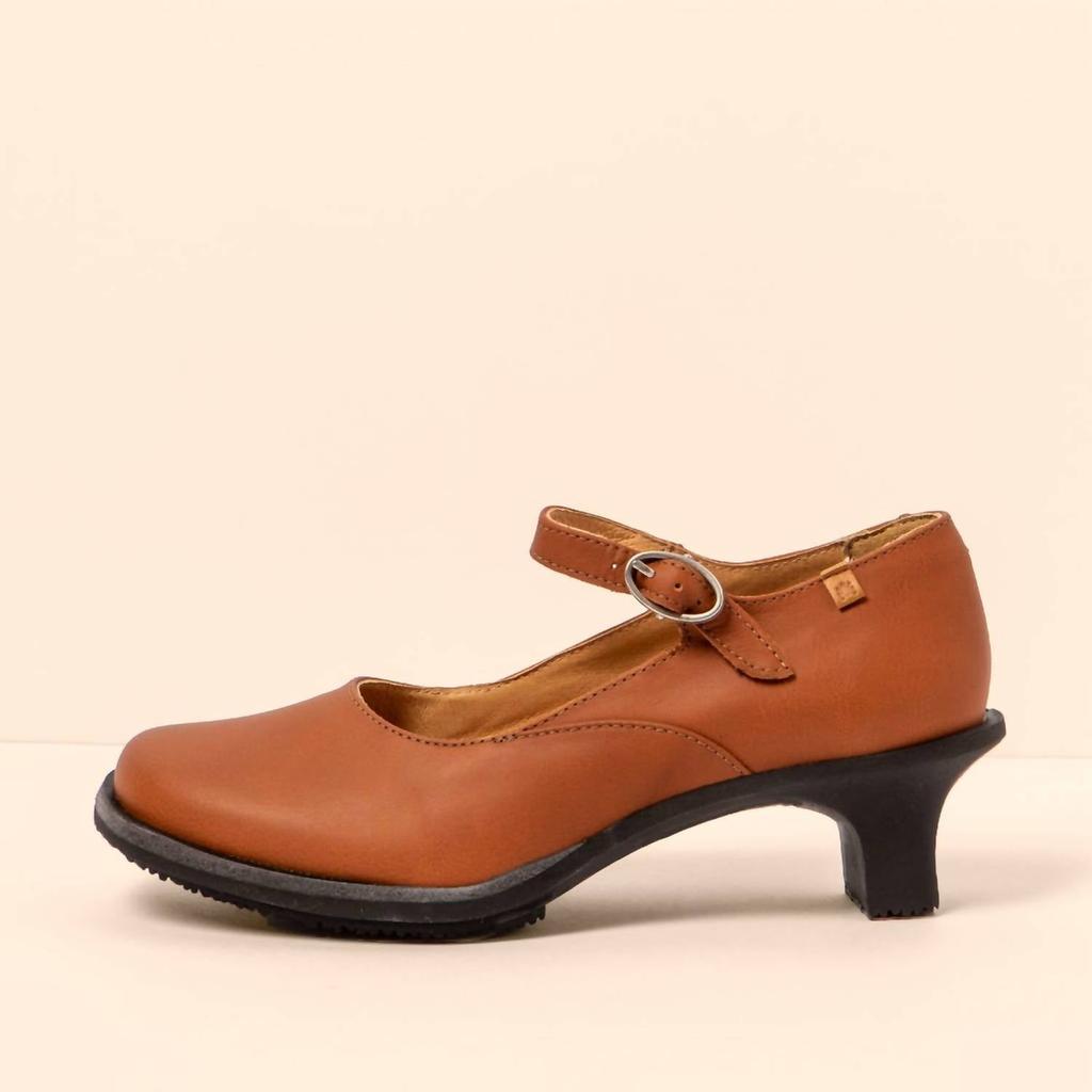 El Naturalista Women's Igusa Wax Nappa Shoes In Toffee
