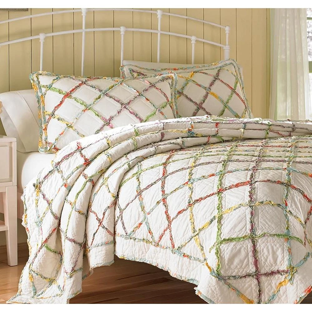 Laura Ashley Ruffle Garden Appliqued Diamond Cotton Quilt 2
