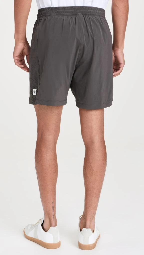 REIGNING CHAMP 4-Way Stretch Training Shorts 7" 2