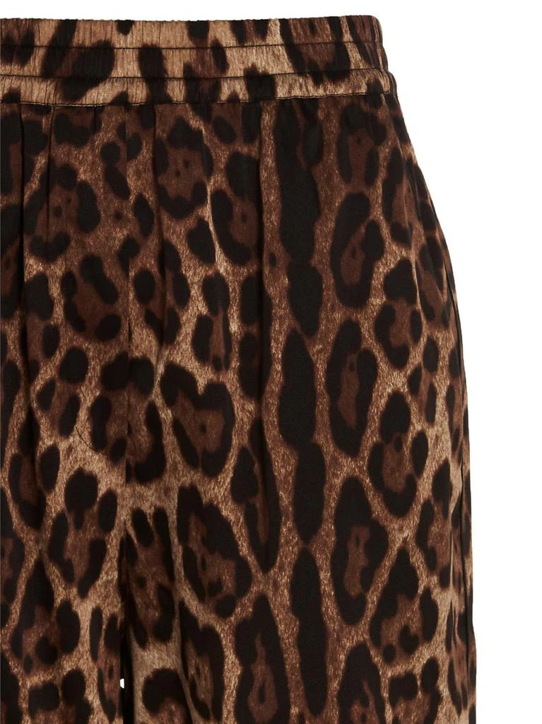 Dolce 
Gabbana Dolce 
Gabbana Leopard-Printed Elasticated Waistband Shorts 3