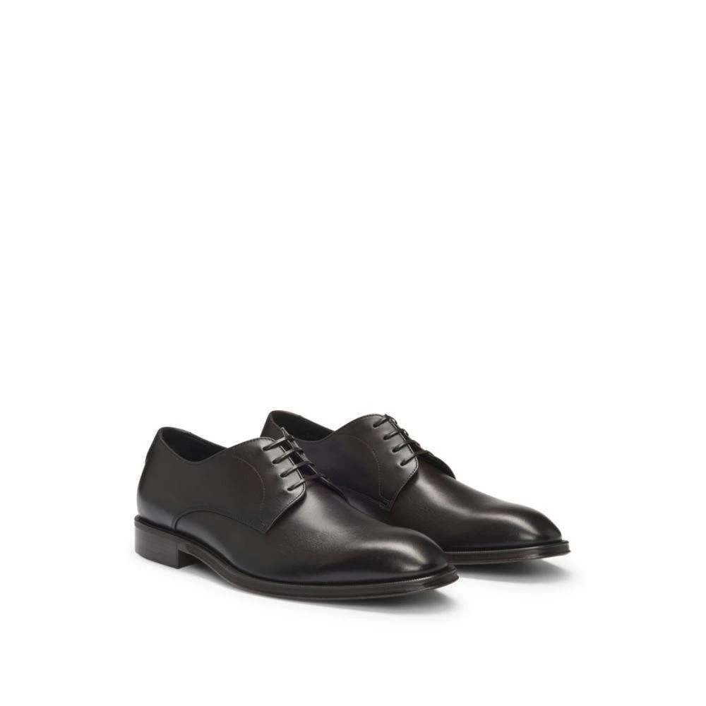 Shop Leather Derby shoes with cap toe on Sale at BeyondStyle  display picture 1