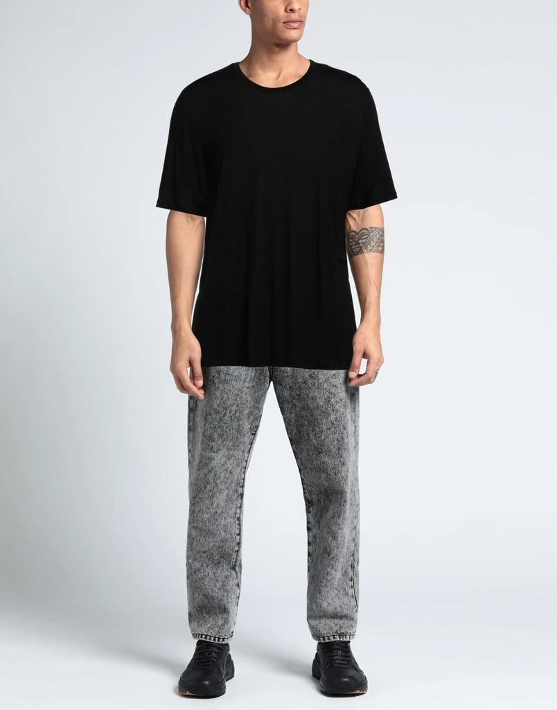 Yves Saint Laurent Basic T-shirt 2