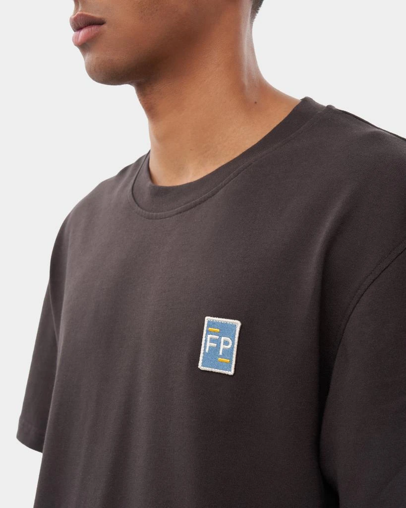 Entry Luxury T-Shirt Lux Pavement 3