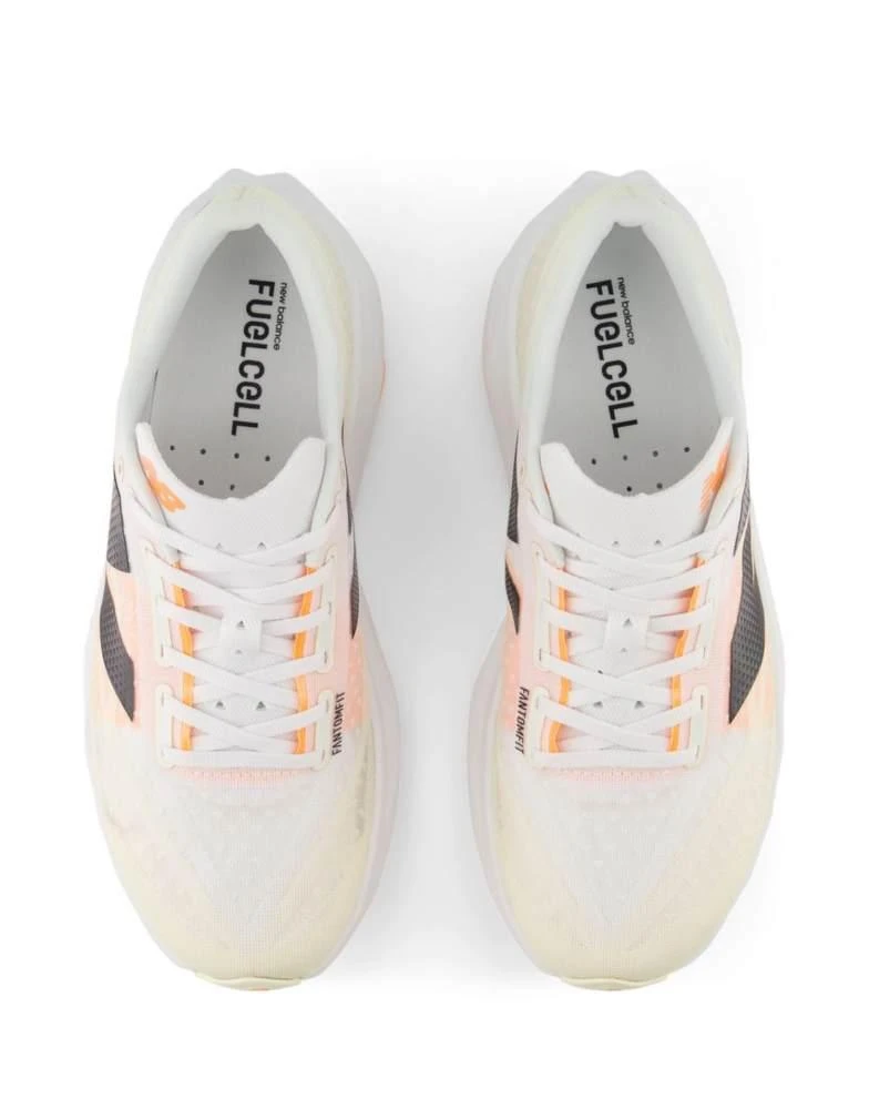 New Balance New Balance Fuelcell rebel v4 trainers in white 4
