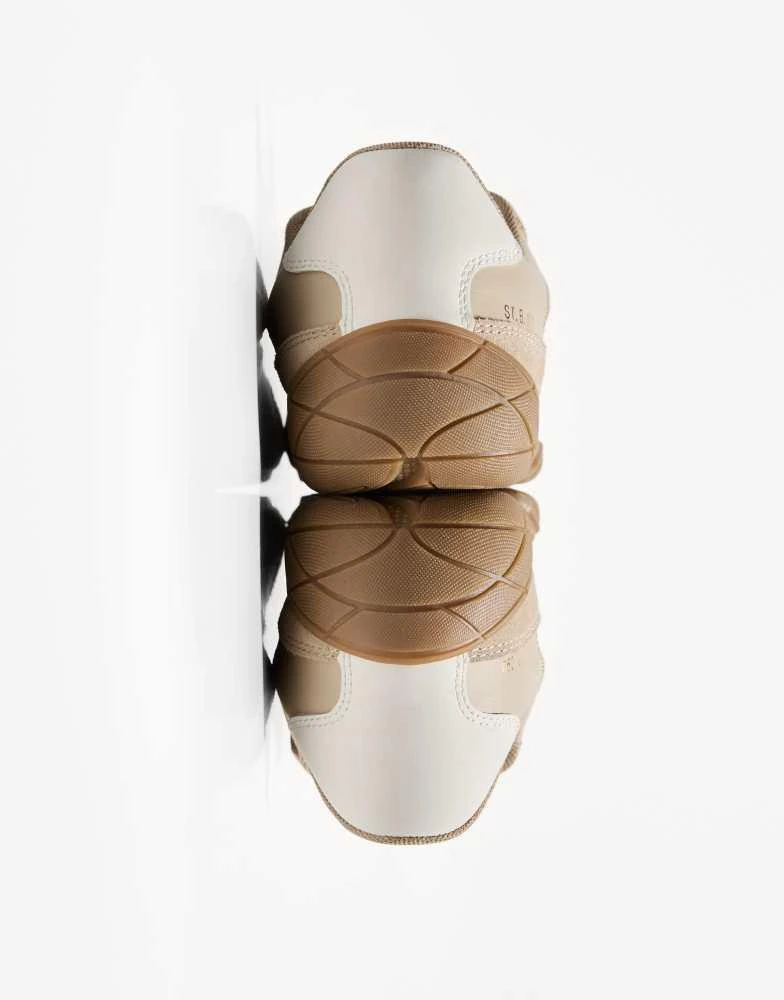 Bershka Bershka trainers in tan 4