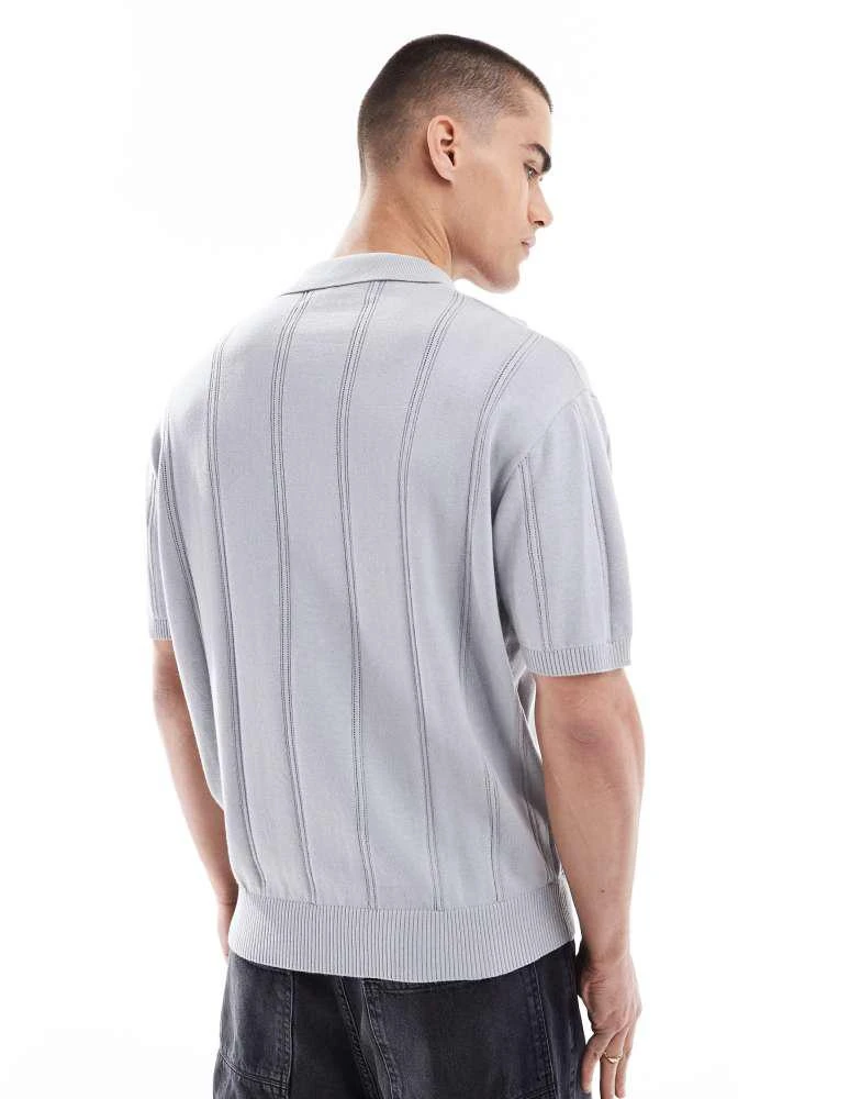 Bershka Bershka knitted polo shirt in blue 4