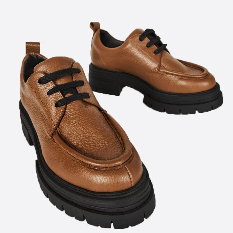 Intentionally Blank Barbar Lug Sole Oxford Shoes 2