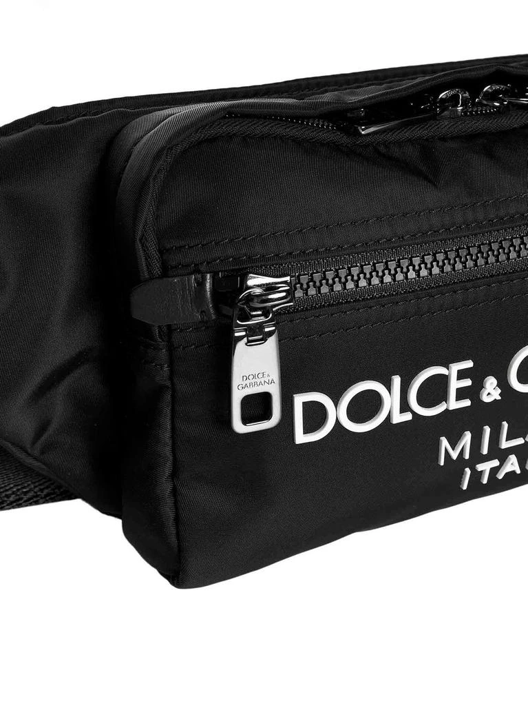 Dolce 
Gabbana Dolce 
Gabbana Logo Embossed Zipped Belt Bag 5