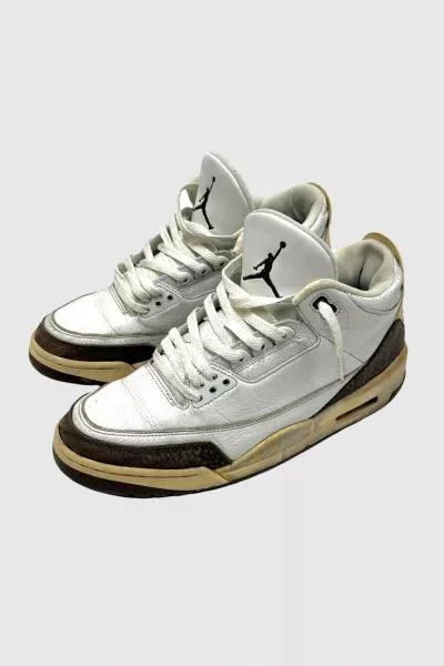 Jordan Vintage 2000’s Jordan 3 2001 Reissue Basketball Shoes 1